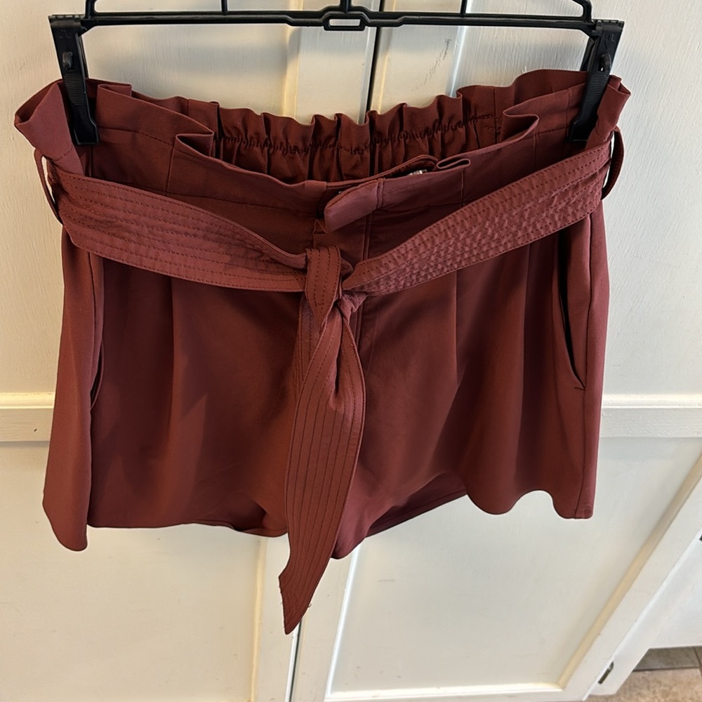 Athleta Skyline Short 2 Ladies Size 6